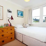 Veeve - Dairy Mews Home
