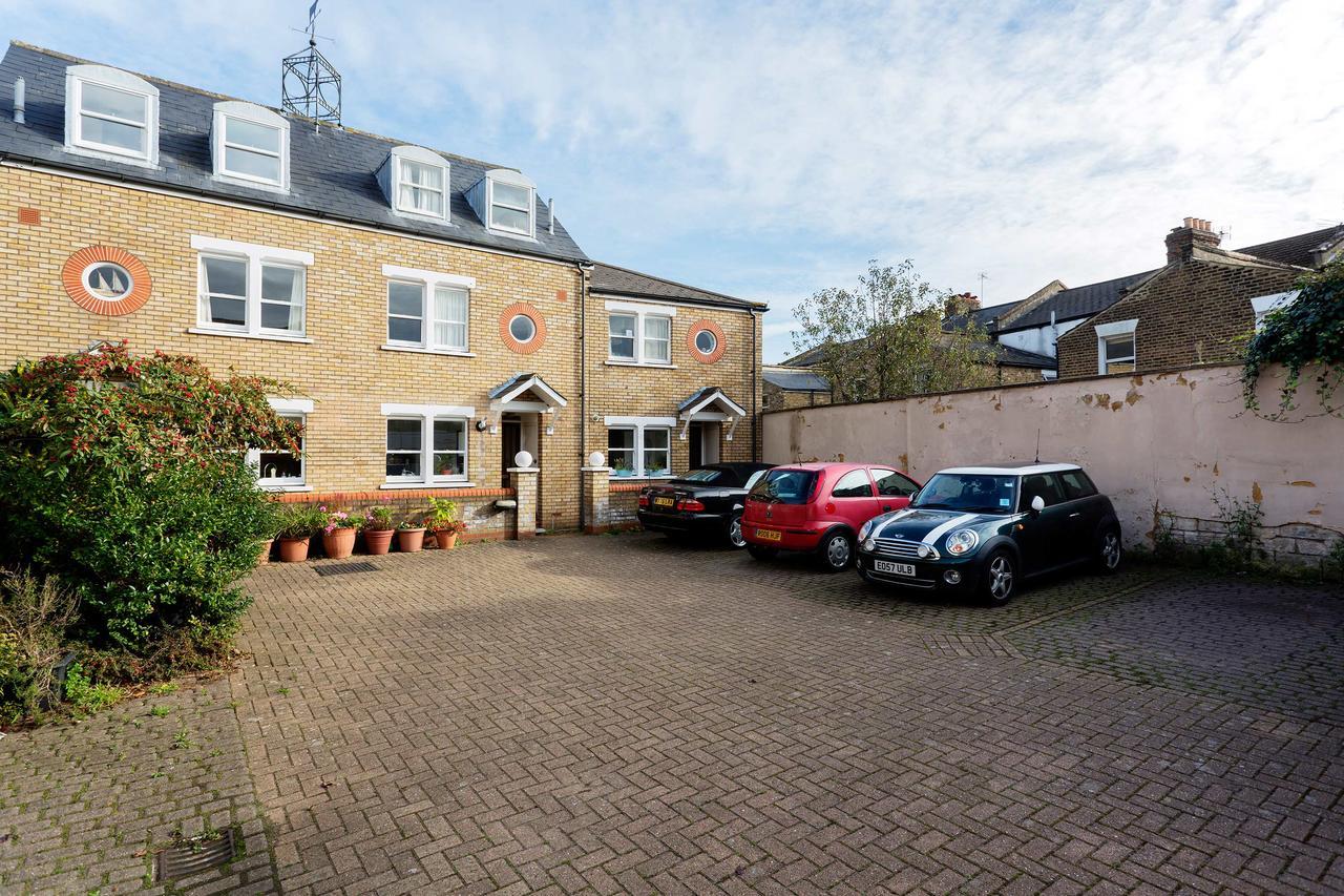 Veeve - Dairy Mews Ferienhaus
